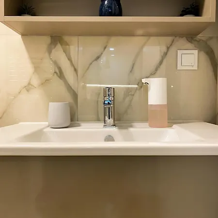 The Address Modern Luxury *