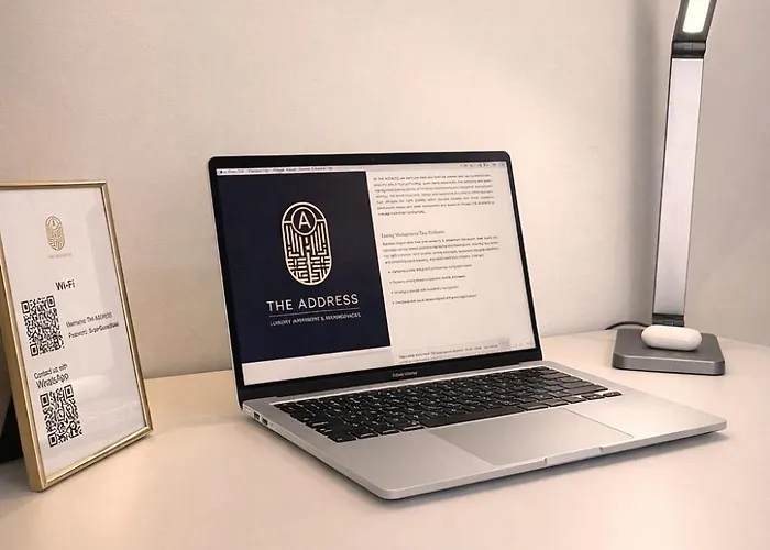 The Address - Modern Luxury Lägenhet